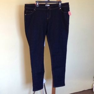 So plus size junior skinny jeans. Price firm.